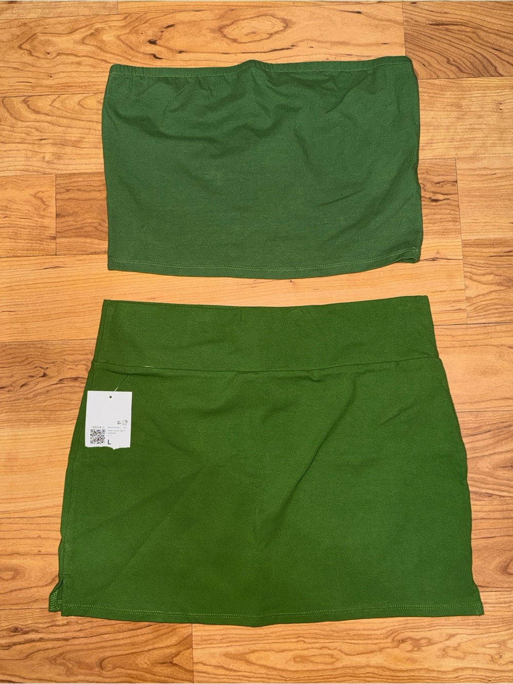BRAND NEW GREEN SET